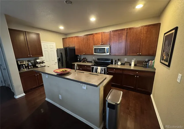 Listing Photo 4 - Condo for sale in building located at 9055 Apache Plume Dr, Parker, CO 80134 - Unit #B