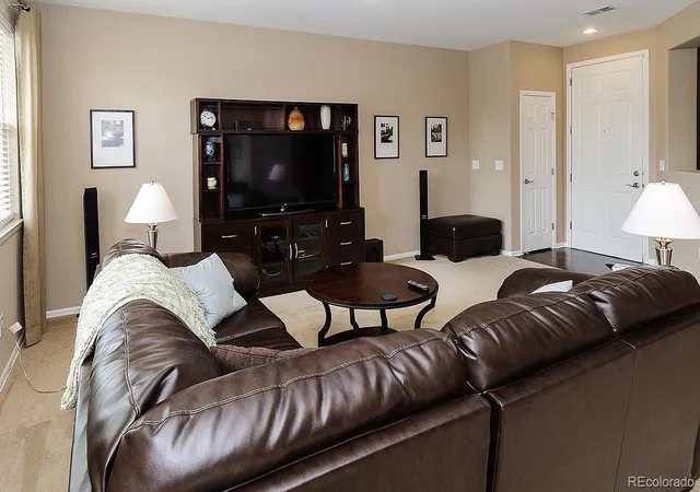 Listing Photo 5 - Condo for sale in building located at 9055 Apache Plume Dr, Parker, CO 80134 - Unit #B