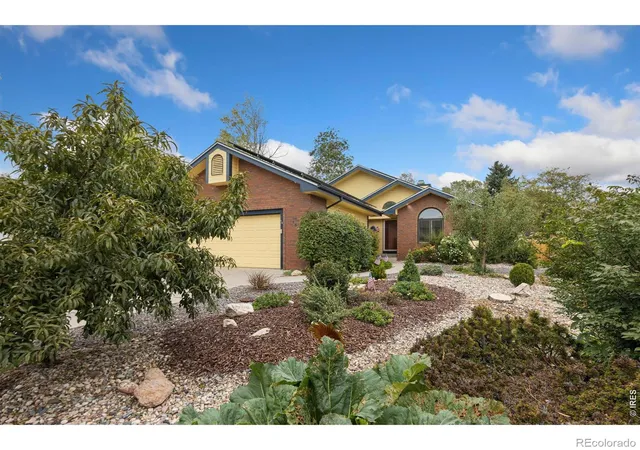 Photo 3 of Single family home for sale at 4305 W 14th Street Dr, Greeley, CO 80634 | MLS# IR1068692 | Listing updated on 2026-09-25