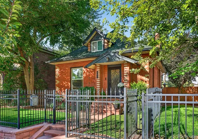 Photo 3 of Single family home for sale at 191 S Humboldt St, Denver, CO 80209 | MLS# 4661296 | Listing updated on 2026-10-08