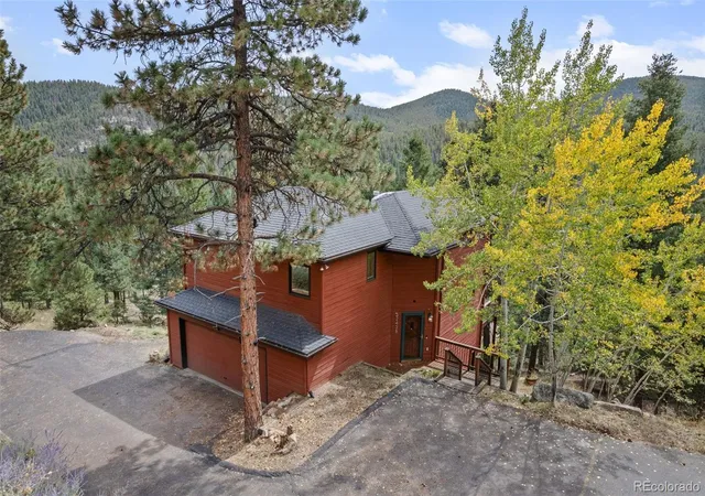 Photo 3 of Single family home for sale at 32438 Little Cub Rd, Evergreen, CO 80439 | MLS# 3992940 | Listing updated on 2026-10-08