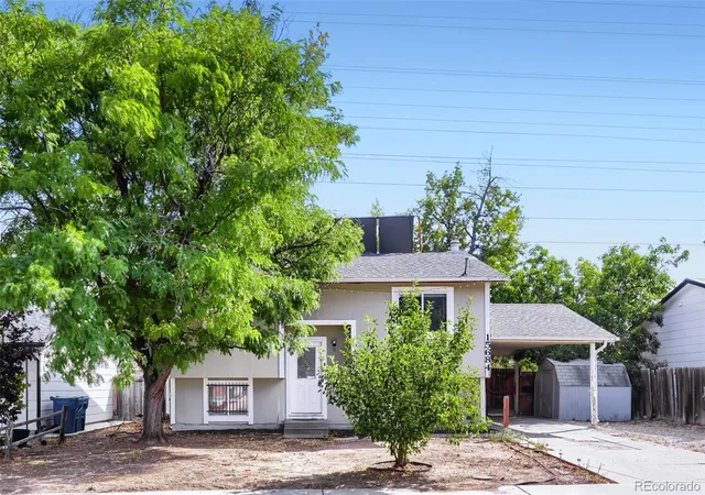 Photo 2 of Single family home for sale at 15684 E Bails Dr, Aurora, CO 80017 | MLS# 8263960 | Listing updated on 2026-09-23