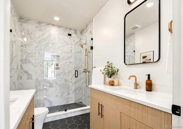 Photo 3 of Townhouse for sale at 804 Dahlia St, Denver, CO 80220 | MLS# 3276388 | Listing updated on 2026-10-07