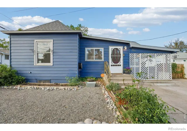 Photo 2 of Single family home for sale at 511 W South 1st St, Johnstown, CO 80534 | MLS# IR1068703 | Listing updated on 2026-09-26