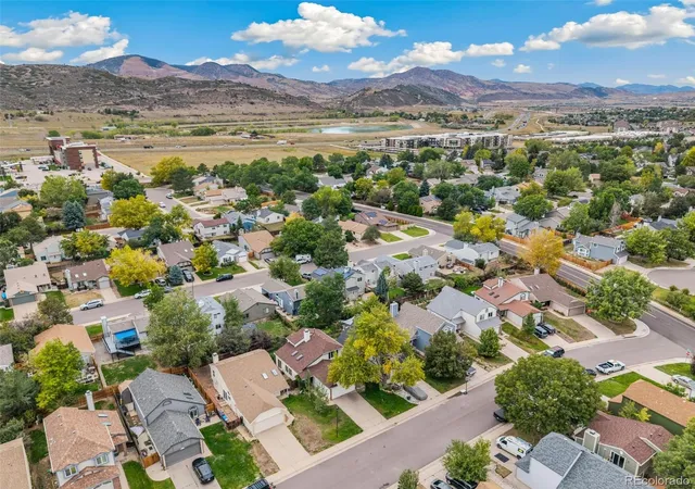 Photo 2 of Single family home for sale at 5623 S Yank Ct, Littleton, CO 80127 | MLS# 2851302 | Listing updated on 2026-10-03