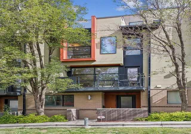 Photo 1 of Townhouse for sale at 2347 Glenarm Pl, Denver, CO 80205 | MLS# 5245260 | Listing updated on 2026-10-06