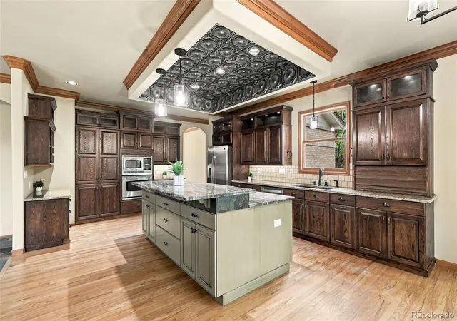 Photo 3 of Mansion for sale at 6003 Willowbrook Dr, Morrison, CO 80465 | MLS# 6179240 | Listing updated on 2026-10-02