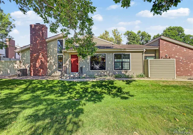 Condo for sale at 7925 W Layton Ave #400, Littleton, CO 80123 | MLS# 2384074