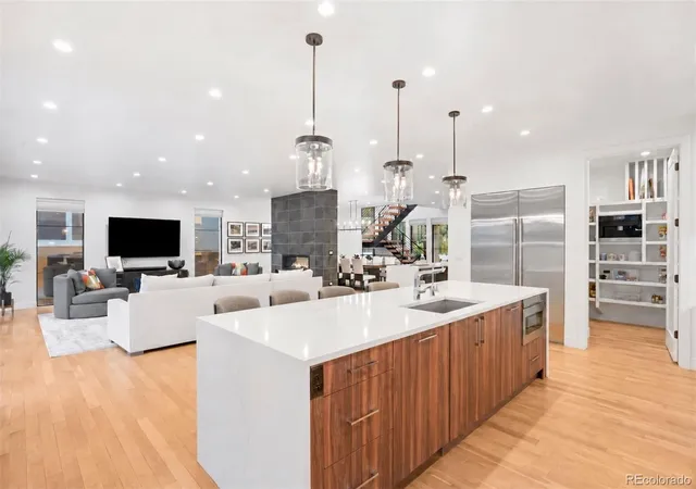 Photo 4 of Single family home for sale at 1186 S Gaylord St, Denver, CO 80210 | MLS# 9924169 | Listing updated on 2026-09-26