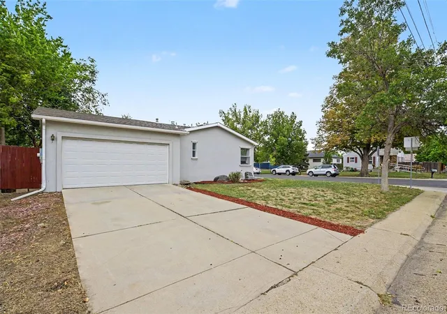 Photo 1 of Single family home for sale at 2301 Florence St, Aurora, CO 80010 | MLS# 3797863 | Listing updated on 2026-09-22