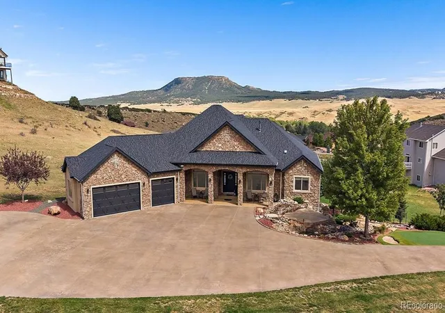 Photo 2 of Single family home for sale at 5375 Country Clb Dr, Larkspur, CO 80118 | MLS# 6497585 | Listing updated on 2026-09-25