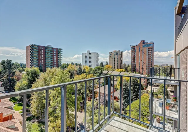 Condo for sale at 1150 Vine St #1002, Denver, CO 80206 | MLS# 2309452