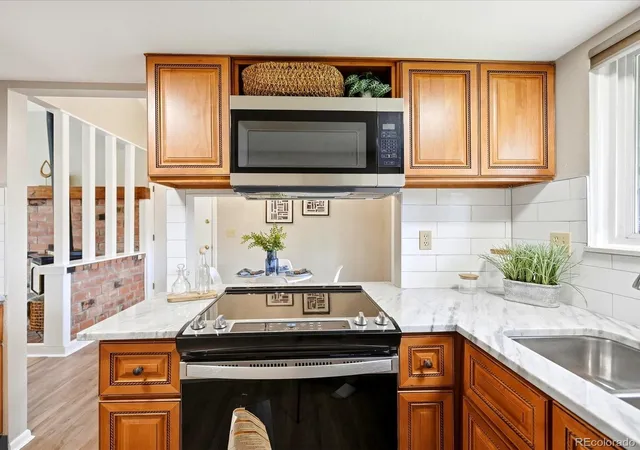 Photo 2 of Single family home for sale at 2 Pinon Pl, Broomfield, CO 80020 | MLS# 6575131 | Listing updated on 2026-10-07