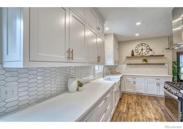 Photo 4 of Single family home for sale at 524 E 1st Street, Loveland, CO 80537 | MLS# IR1068720 | Listing updated on 2026-09-28