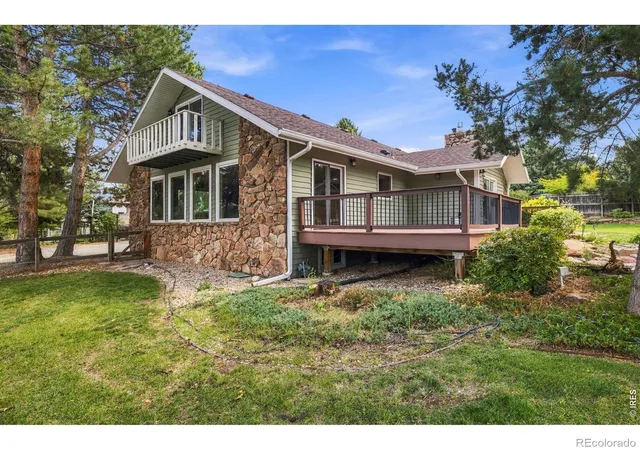 Photo 3 of Single family home for sale at 9004 Walker Rd, Niwot, CO 80503 | MLS# IR1068724 | Listing updated on 2026-09-23
