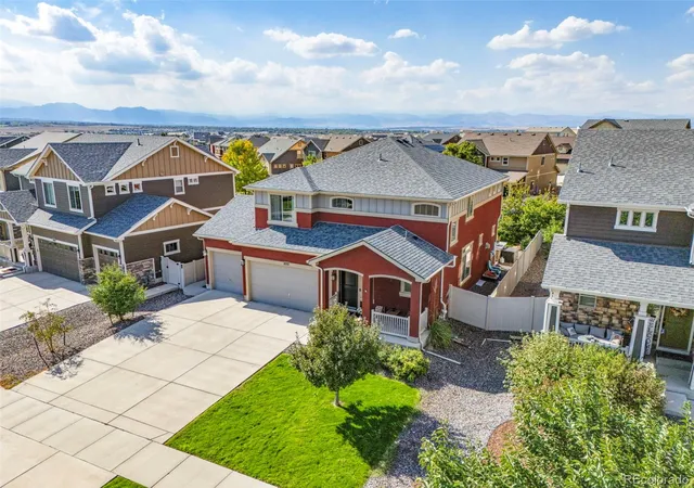 Photo 2 of Single family home for sale at 1015 Auburn Dr, Erie, CO 80516 | MLS# 5208858 | Listing updated on 2026-09-23