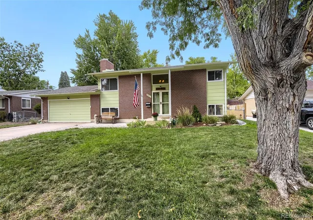 Photo 1 of Single family home for sale at 9471 W Tennessee Ave, Lakewood, CO 80226 | MLS# 9406173 | Listing updated on 2026-09-24