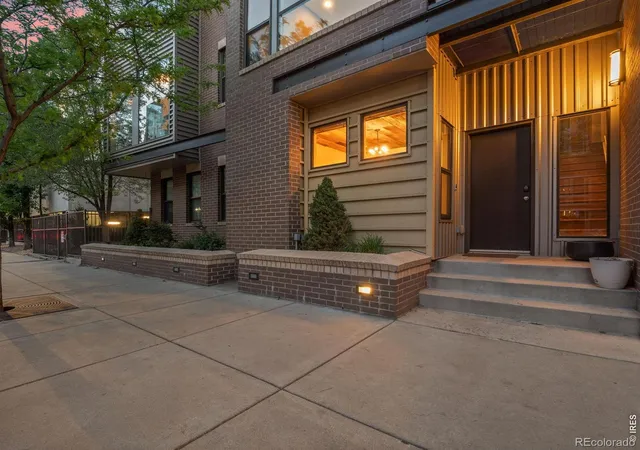 Photo 1 of Townhouse for sale at 2900 Inca St #15, Denver, CO 80202 | MLS# IR1068736 | Listing updated on 2026-09-15