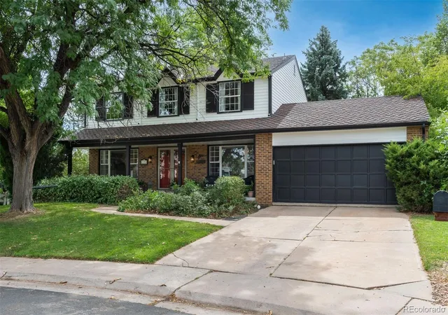 Single family home for sale at 7105 S Hudson Cir, Centennial, CO 80122 | MLS# 8592924