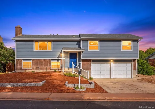 Single family home for sale at 1550 S Evanston St, Aurora, CO 80012 | MLS# 3262263