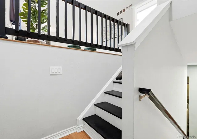 Photo 2 of Single family home for sale at 1550 S Evanston St, Aurora, CO 80012 | MLS# 3262263 | Listing updated on 2026-09-24