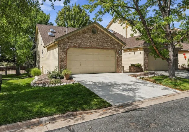 Photo 3 of Townhouse for sale at 1443 E Nichols Cir, Centennial, CO 80122 | MLS# 8149144 | Listing updated on 2026-09-20