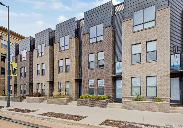 Photo 2 of Townhouse for sale at 2440 Welton St, Denver, CO 80205 | MLS# 6785621 | Listing updated on 2026-09-28