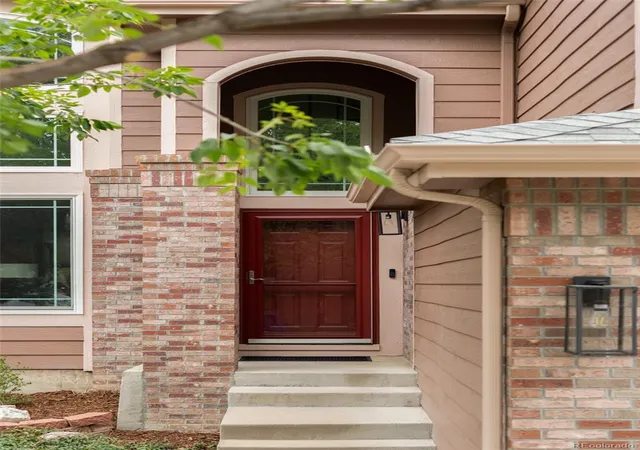 Photo 2 of Single family home for sale at 6673 W Berry Ave, Littleton, CO 80123 | MLS# 7394578 | Listing updated on 2026-09-25