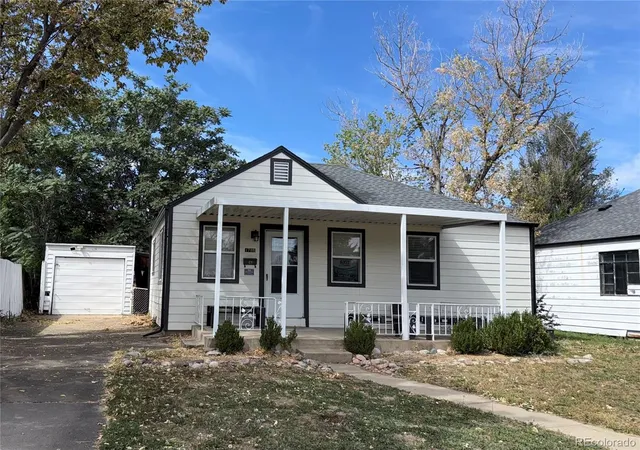 Single family home for sale at 1785 Del Mar Pkwy, Aurora, CO 80010 | MLS# 5606290
