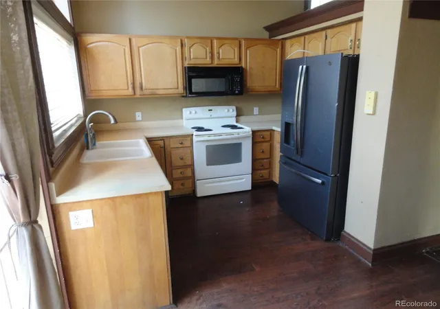 Photo 4 of Single family home for sale at 19240 E Legend Ct, Parker, CO 80134 | MLS# 3753293 | Listing updated on 2026-09-28