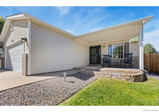 Photo 1 of Single family home for sale at 3009 Spring Cvs Dr, Evans, CO 80620 | MLS# IR1068752 | Listing updated on 2026-10-07