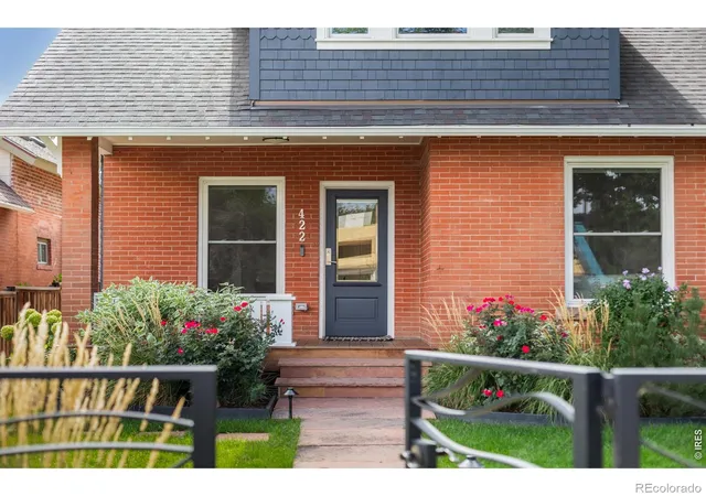 Photo 1 of Single family home for sale at 422 Arapahoe Ave, Boulder, CO 80302 | MLS# IR1068753 | Listing updated on 2026-09-22