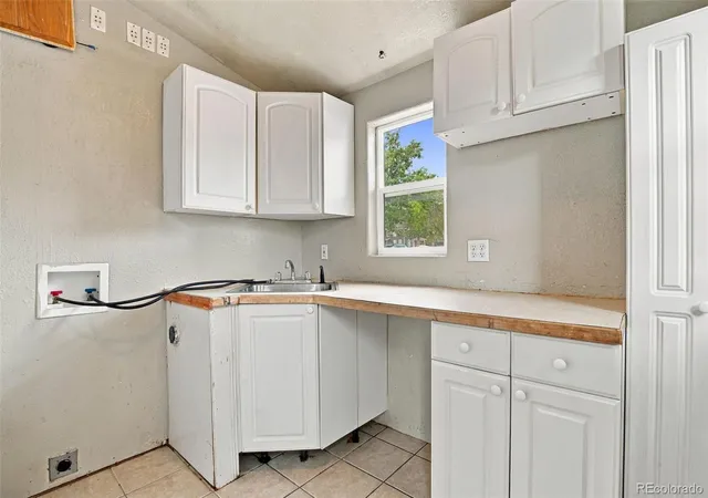 Photo 4 of Single family home for sale at 426 E Bijou St, Colorado Springs, CO 80903 | MLS# 3841706 | Listing updated on 2026-10-05