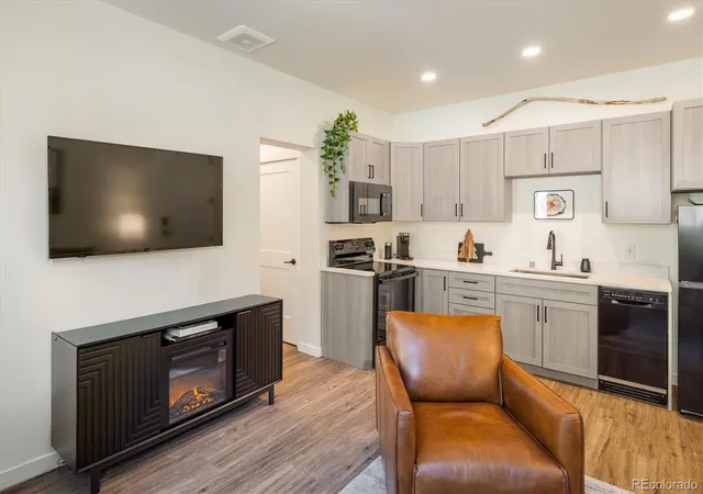 Photo 4 of Condo for sale at 2121 Hummingbird Way #201, Georgetown, CO 80444 | MLS# 7965307 | Listing updated on 2026-09-25