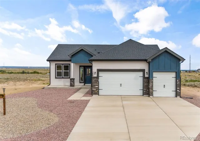 Photo 2 of Single family home for sale at 280 S Meriweather Dr, Pueblo, CO 81007 | MLS# 8919879 | Listing updated on 2026-10-07
