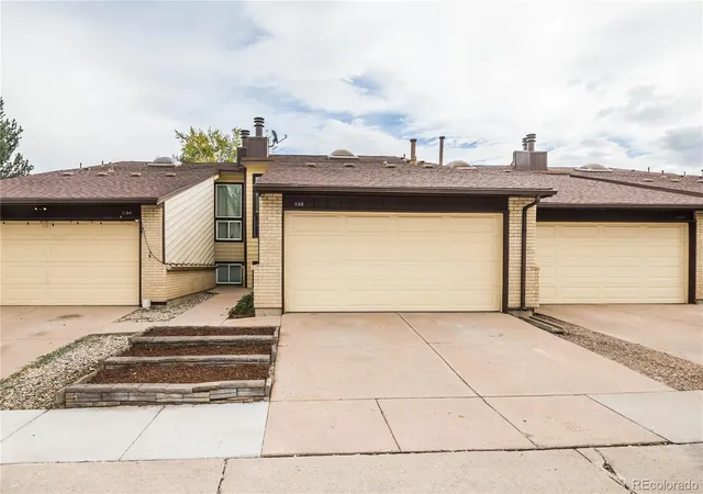 Townhouse for sale at 1158 S Otis Pl, Lakewood, CO 80232 | MLS# 4325549