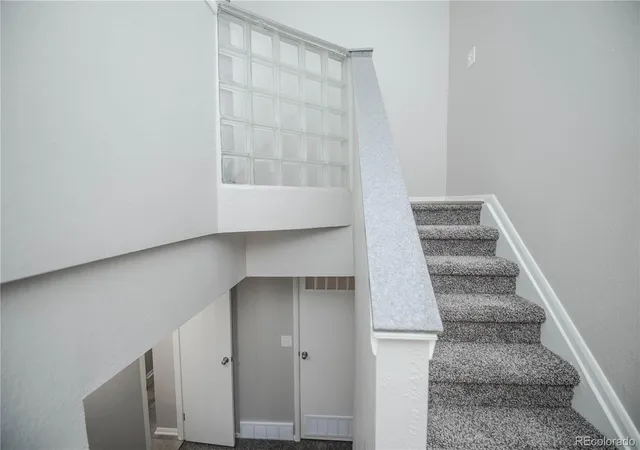 Photo 3 of Townhouse for sale at 1158 S Otis Pl, Lakewood, CO 80232 | MLS# 4325549 | Listing updated on 2026-09-24