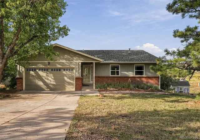 Photo 2 of Single family home for sale at 6802 Hillside Way, Parker, CO 80134 | MLS# 4624250 | Listing updated on 2026-09-19