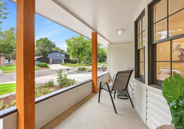 Photo 4 of Single family home for sale at 2979 Robb Cir, Lakewood, CO 80215 | MLS# 8286742 | Listing updated on 2026-10-07