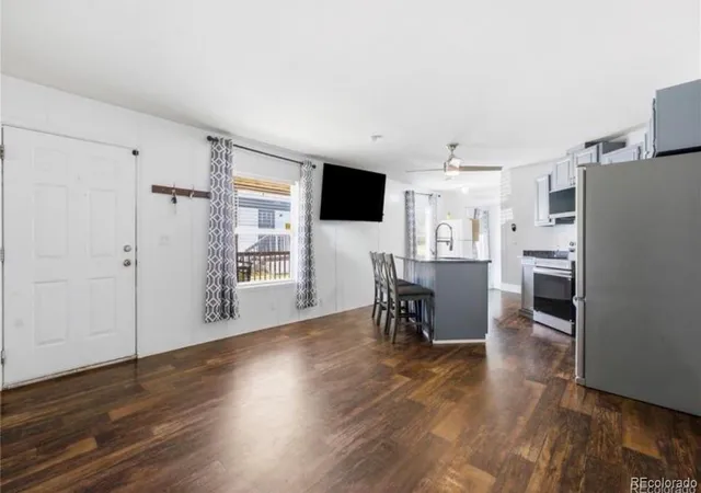 Photo 3 of Manufactured home for sale at 9400 Elm Ct, Denver, CO 80260 | MLS# 3106077 | Listing updated on 2026-09-17