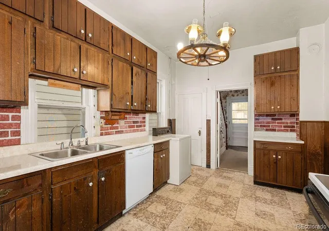 Photo 4 of Sale Pending at 1613 Colorado Blvd, Idaho Springs, CO 80452 | MLS# 4250605 | Listing updated on 2026-10-06
