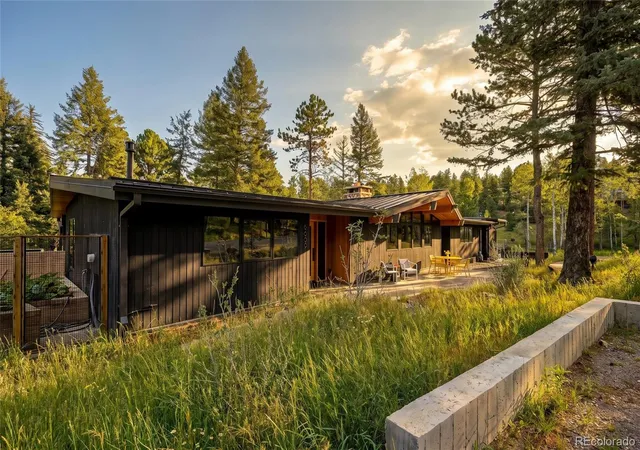 Photo 1 of Single family home for sale at 6639 Kiem Rd, Evergreen, CO 80439 | MLS# 7634553 | Listing updated on 2026-10-09