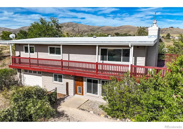Photo 3 of Single family home for sale at 4900 Otero Ave, Loveland, CO 80538 | MLS# IR1068772 | Listing updated on 2026-09-23