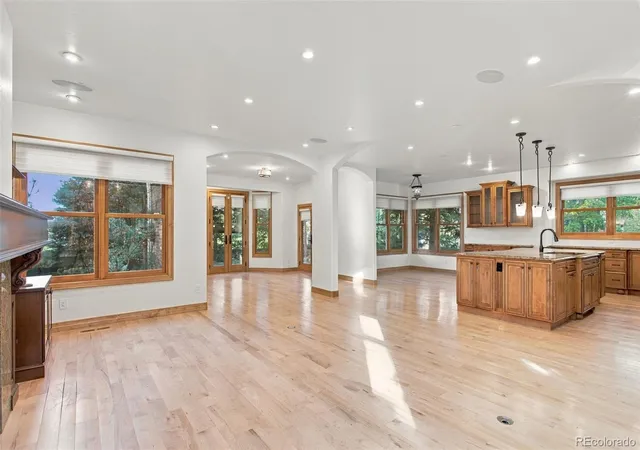 Photo 3 of Single family home for sale at 7039 S Locust Pl, Centennial, CO 80112 | MLS# 5147063 | Listing updated on 2026-10-02