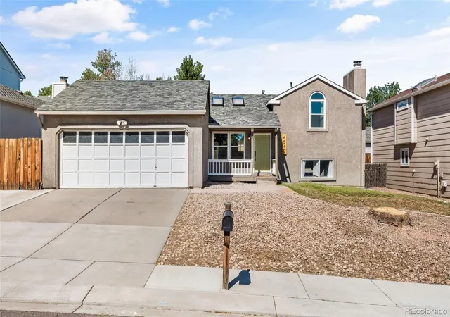 Photo 2 of Sale Pending at 6040 Ursa Ln, Colorado Springs, CO 80919 | MLS# 7732409 | Listing updated on 2026-09-23