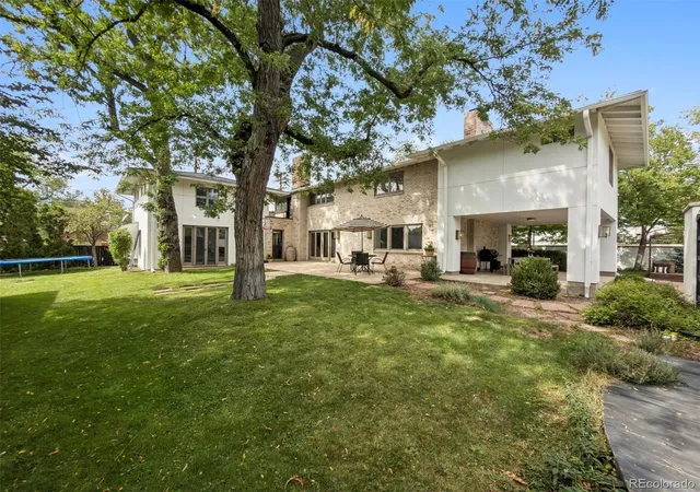 Photo 3 of Single family home for sale at 301 S Vine St, Denver, CO 80209 | MLS# 2709974 | Listing updated on 2026-10-07
