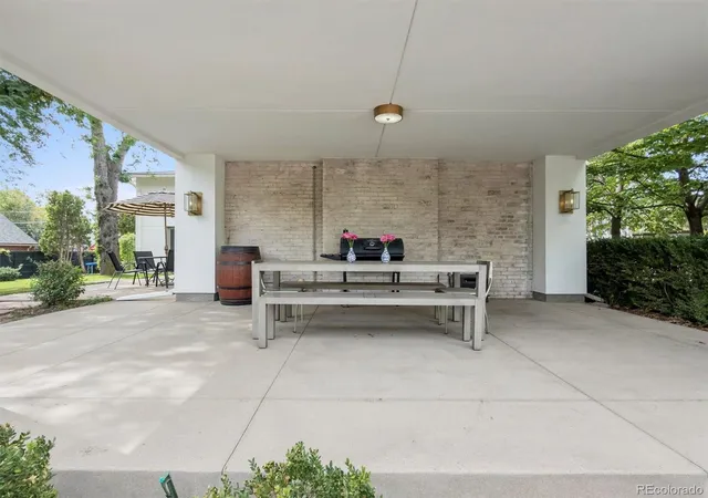 Photo 3 of Single family home for sale at 301 S Vine St, Denver, CO 80209 | MLS# 2709974 | Listing updated on 2026-10-07