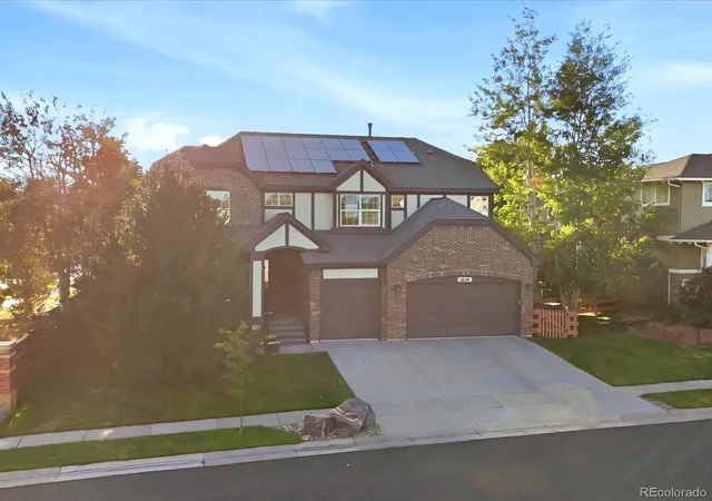 Photo 2 of Single family home for sale at 8619 Ellis Ct, Arvada, CO 80005 | MLS# 5137351 | Listing updated on 2026-09-27