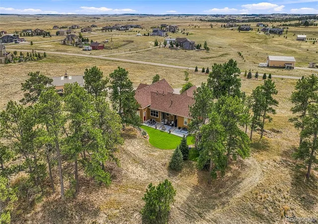 Photo 2 of Single family home for sale at 5999 Black Forest Dr, Elizabeth, CO 80107 | MLS# 5272951 | Listing updated on 2026-10-09