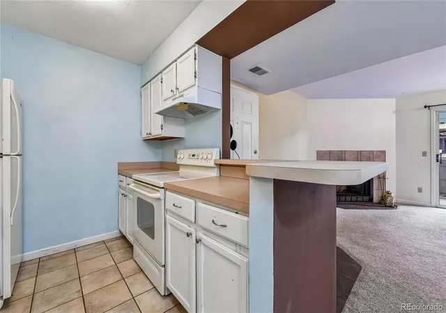 Photo 4 of Condo for sale at 4654 White Rock Cir #4, Boulder, CO 80301 | MLS# 7642046 | Listing updated on 2026-09-29